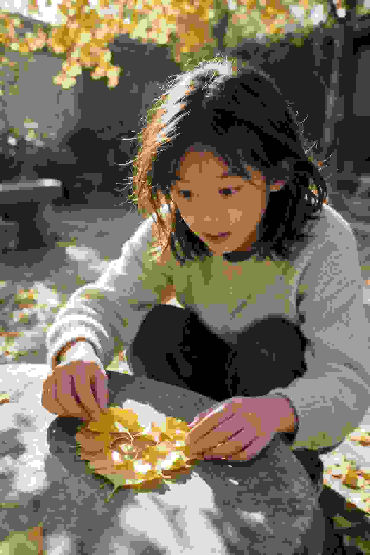邻居的秘密档案